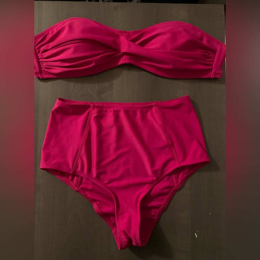 Sexy and sporty hot pink Body Glove bikini.